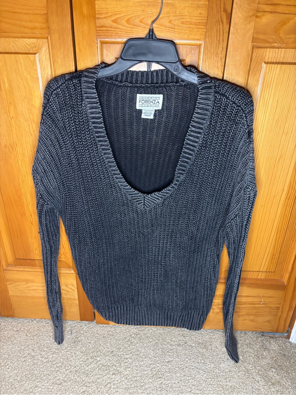 Forenza Black V-Neck Ribbed Knit Sweater